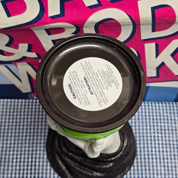 BBW Disney Villain Evil Queen Poison Apple Large 3 Wick Candle Pedestal Holder - Picture 5 of 5